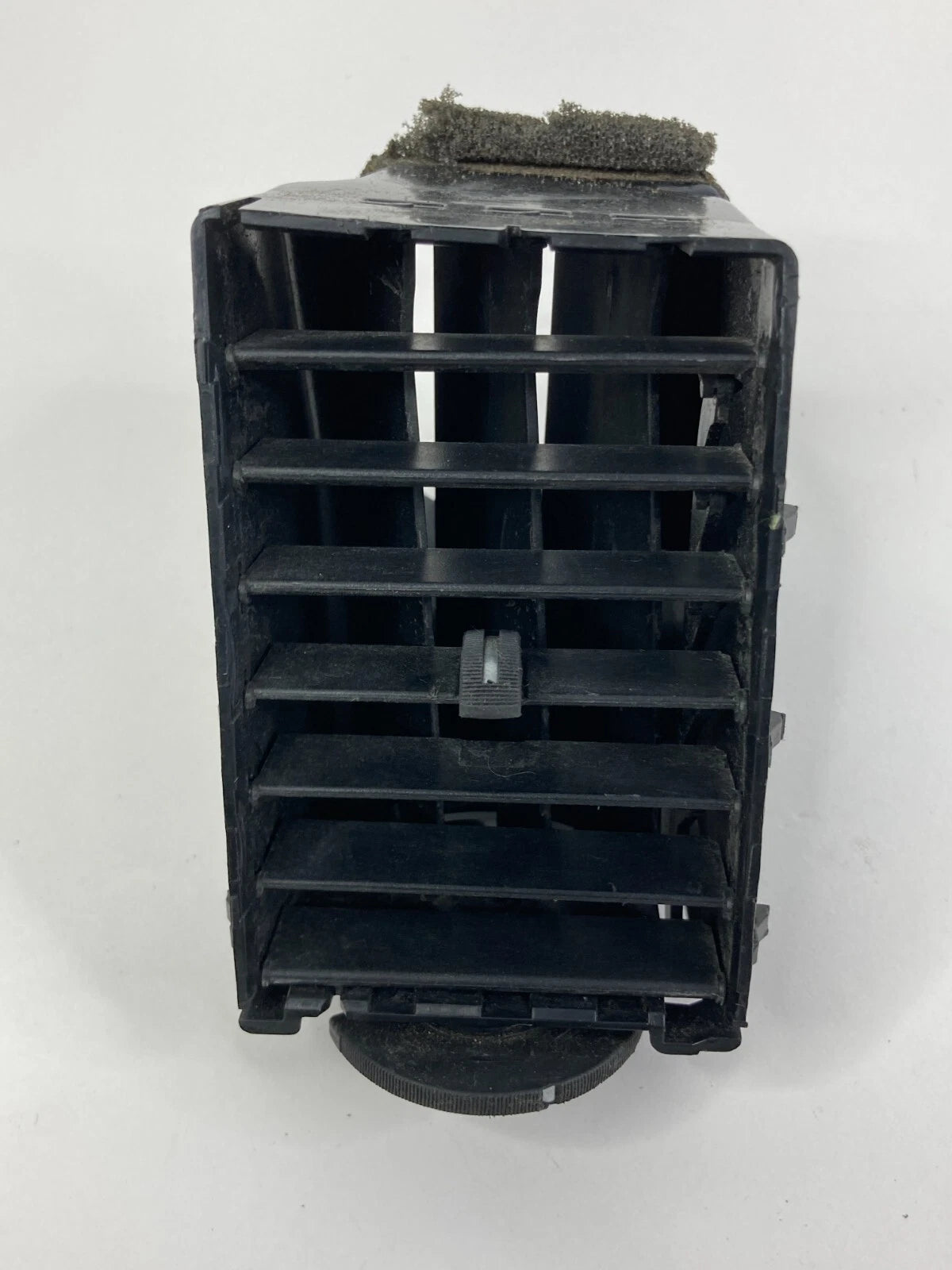08-10 CHRYSLER 300 CENTER RIGHT A/C HEATER AIR VENT OUTLET DUCT GRILLE 1087510