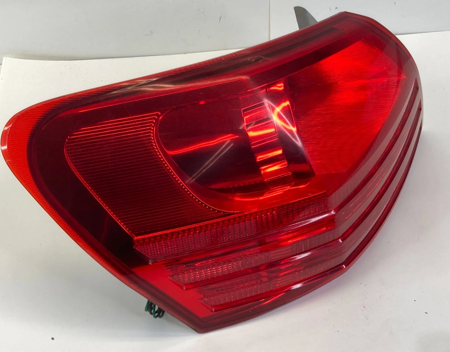 14 15 NISSAN ROGUE SELECT LEFT DRIVER OUTER TAIL LIGHT TAILLIGHT LAMP OEM