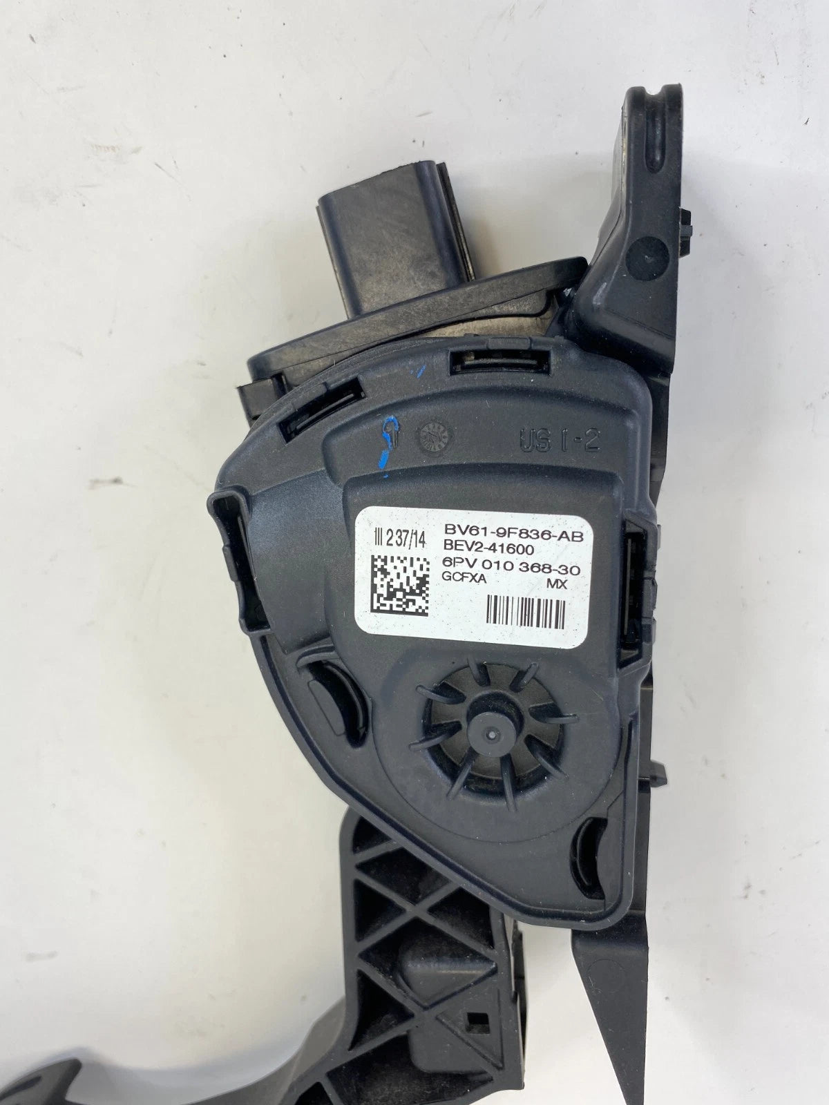 2012-2014 FORD FOCUS 2.0L ACCELERATOR GAS PEDAL SENSOR ASSEMBLY BV619F836AB OEM