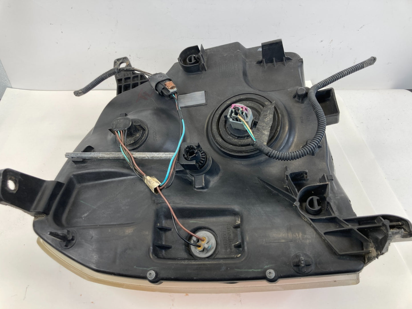 2007-2014 GMC Yukon Front Left FR LH Driver Headlight Headlamp 16532814 OEM