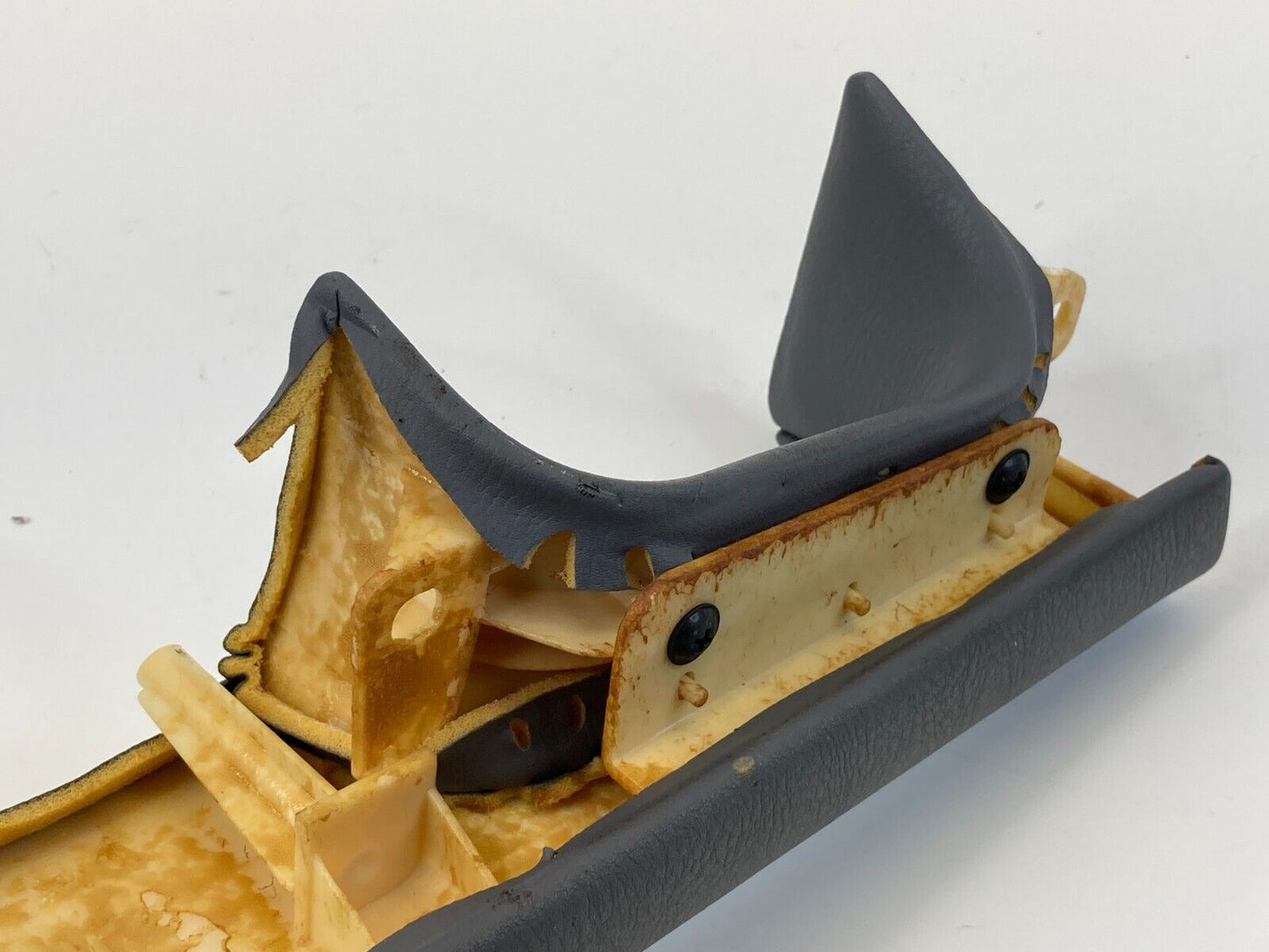 2001-2006 Hyundai Elantra Front Right Passenger Door Armrest Arm Rest OEM