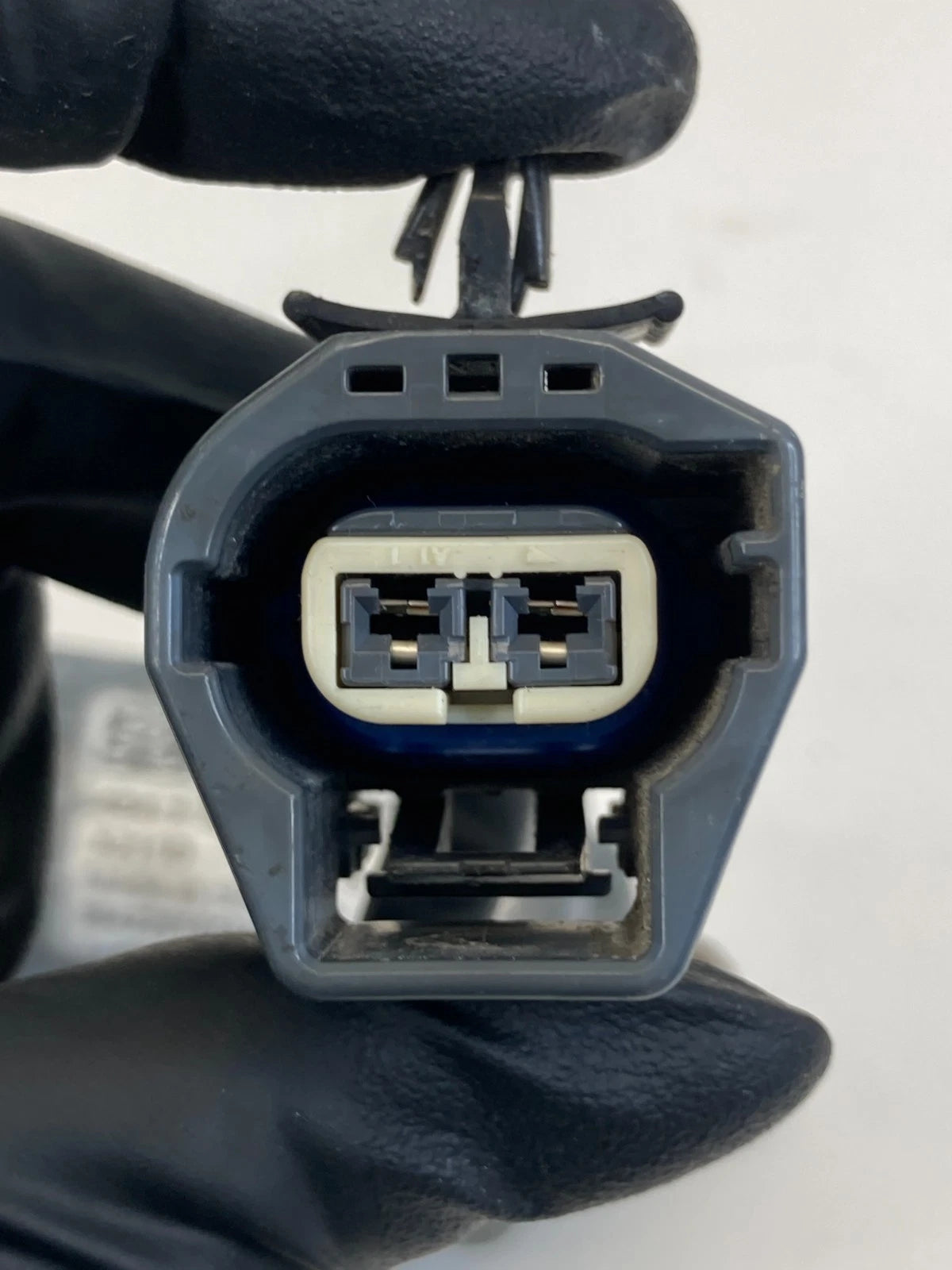 2012 Volvo S60 T5 Power Booster Brake Vacuum Pump 31329920 OEM