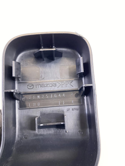 10-13 MAZDA 3 MAZDA3 SEDAN FRONT LEFT SIDE SEAT TRACK RAIL CAP COVER BBM257044