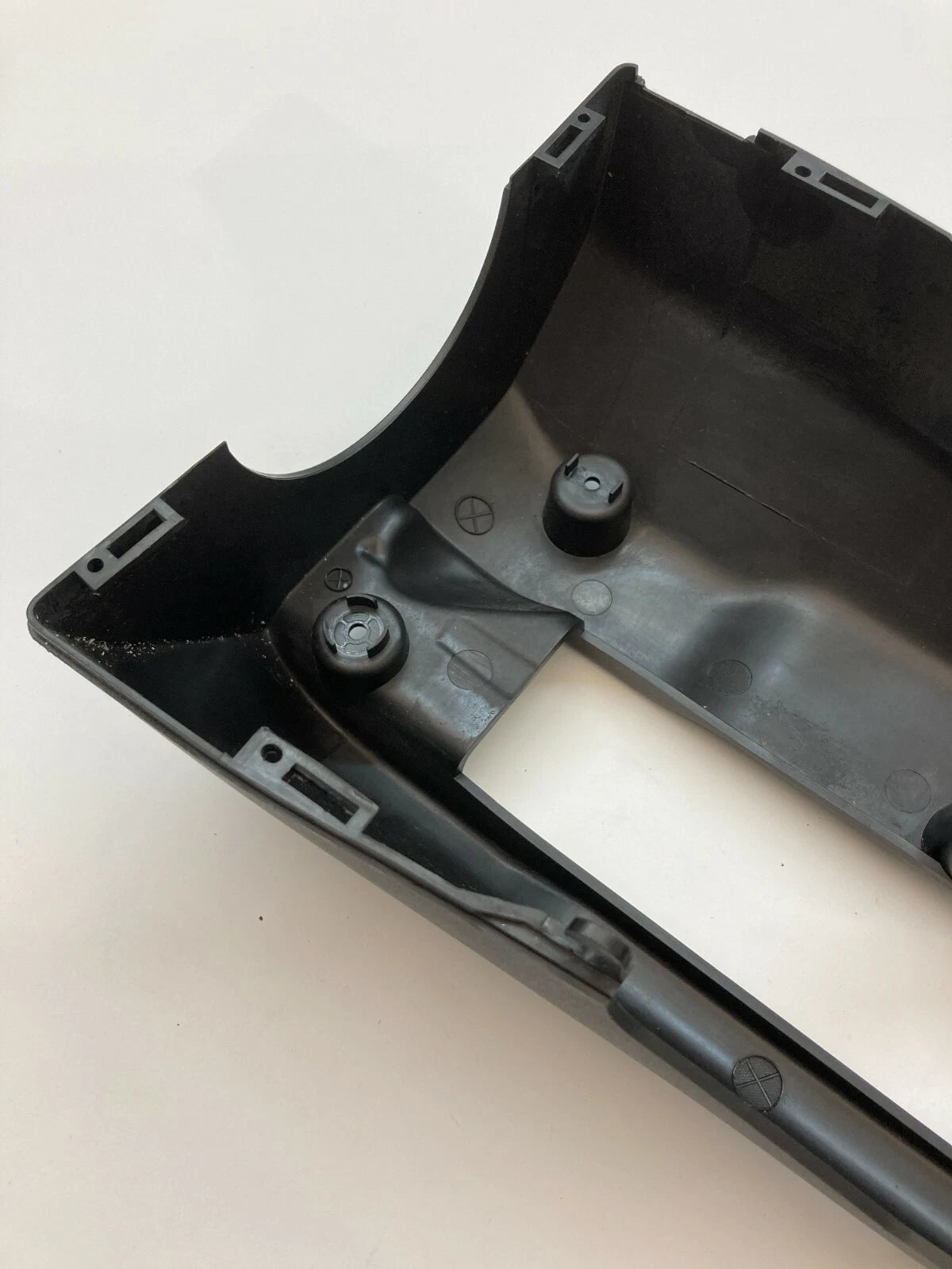 2013-2019 FORD TAURUS FLEX STEERING COLUMN LOWER COVER BEZEL TRIM DG133533AB OEM