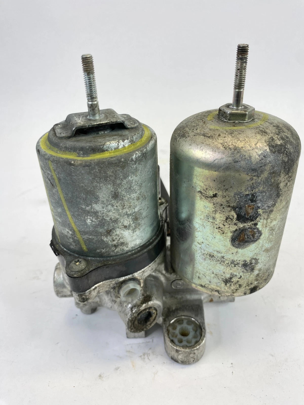 2010-2015 TOYOTA PRIUS ABS BRAKE BOOSTER PUMP ACCUMULATOR OEM 47070-47050