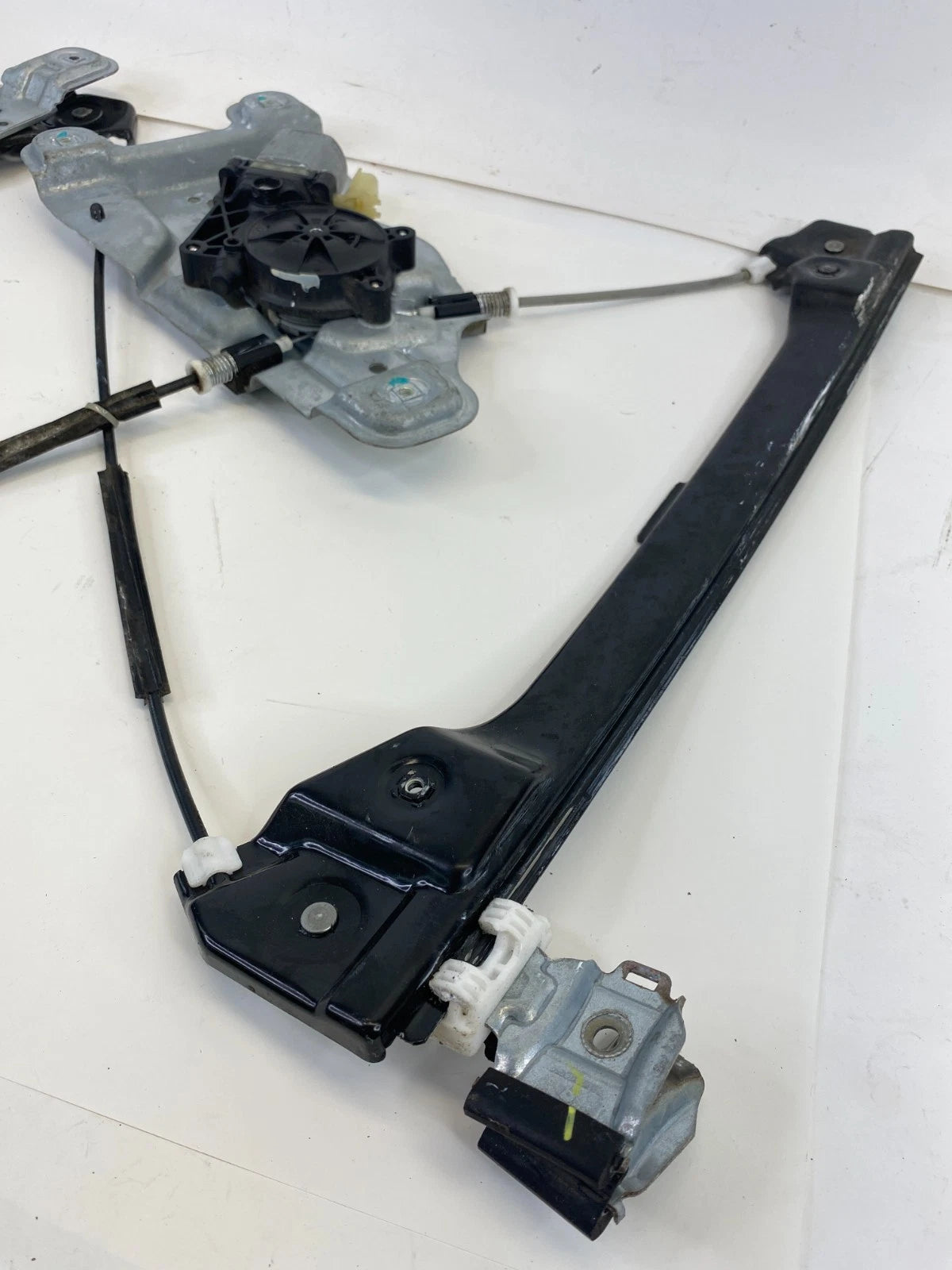 2012-2017 GMC TERRAIN FRONT RIGHT PASSENGER DOOR WINDOW REGULATOR & MOTOR OEM