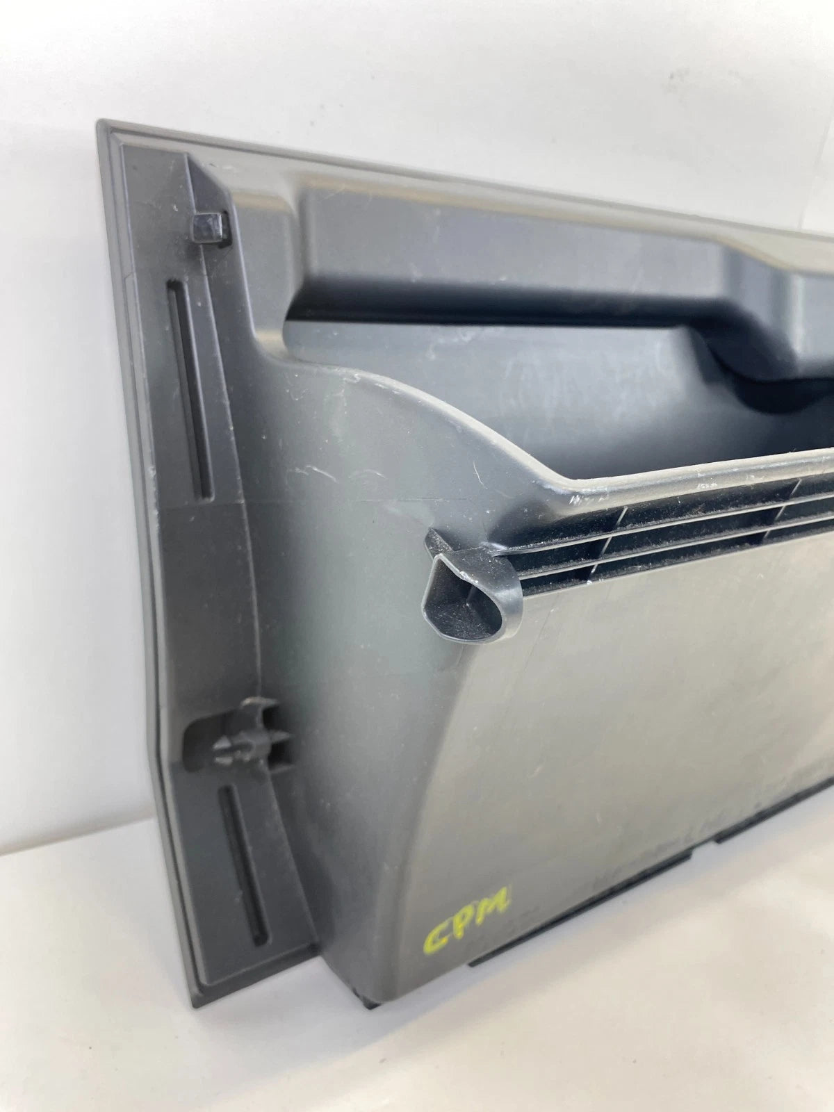 2006-2011 TOYOTA YARIS HATCHBACK UPPER GLOVE BOX STORAGE COMPARTMENT GRAY OEM