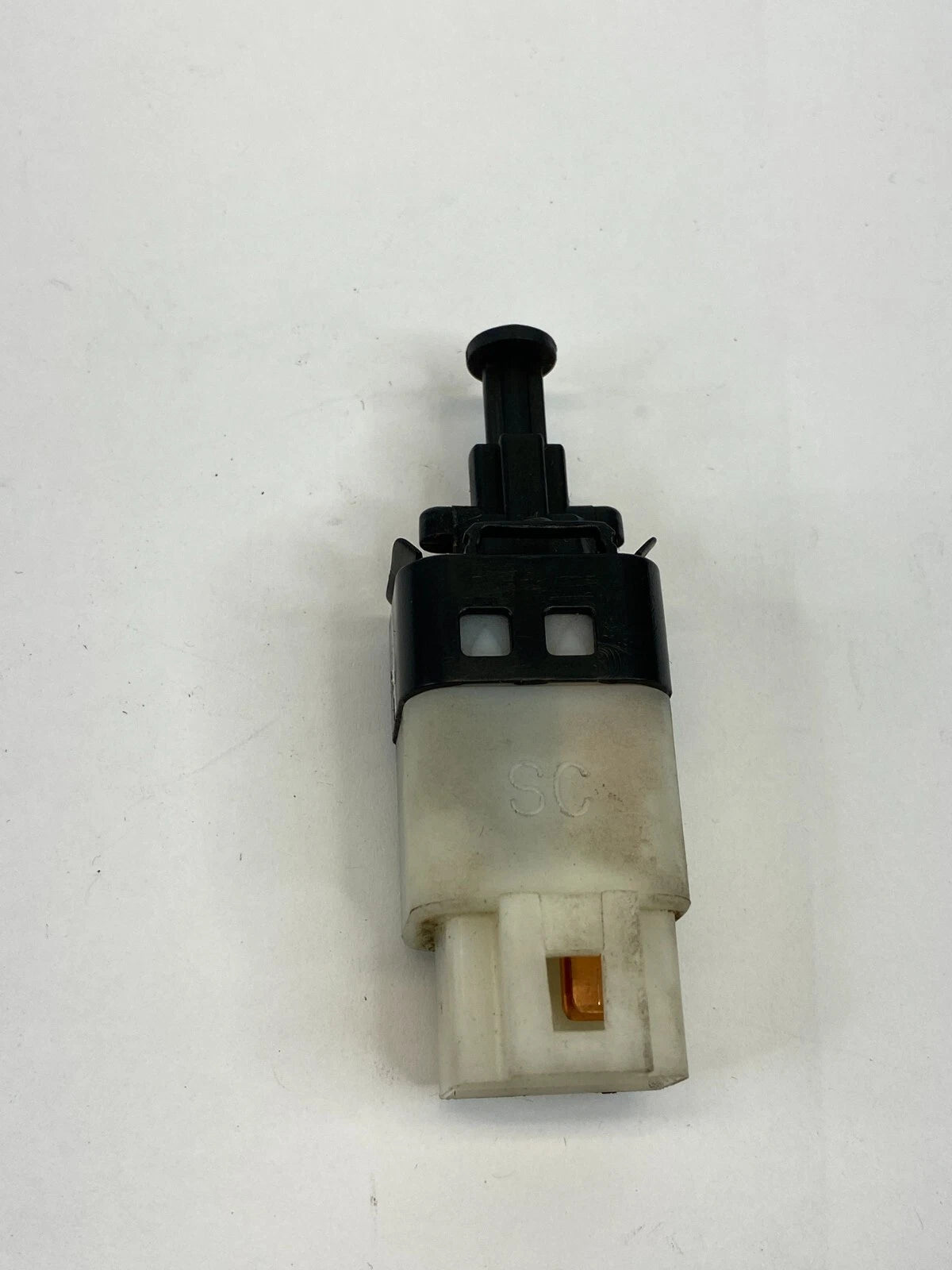 2007-2011 CHEVROLET AVEO5 BRAKE LIGHT STOP LAMP STOPLAMP SWITCH BUTTON OEM