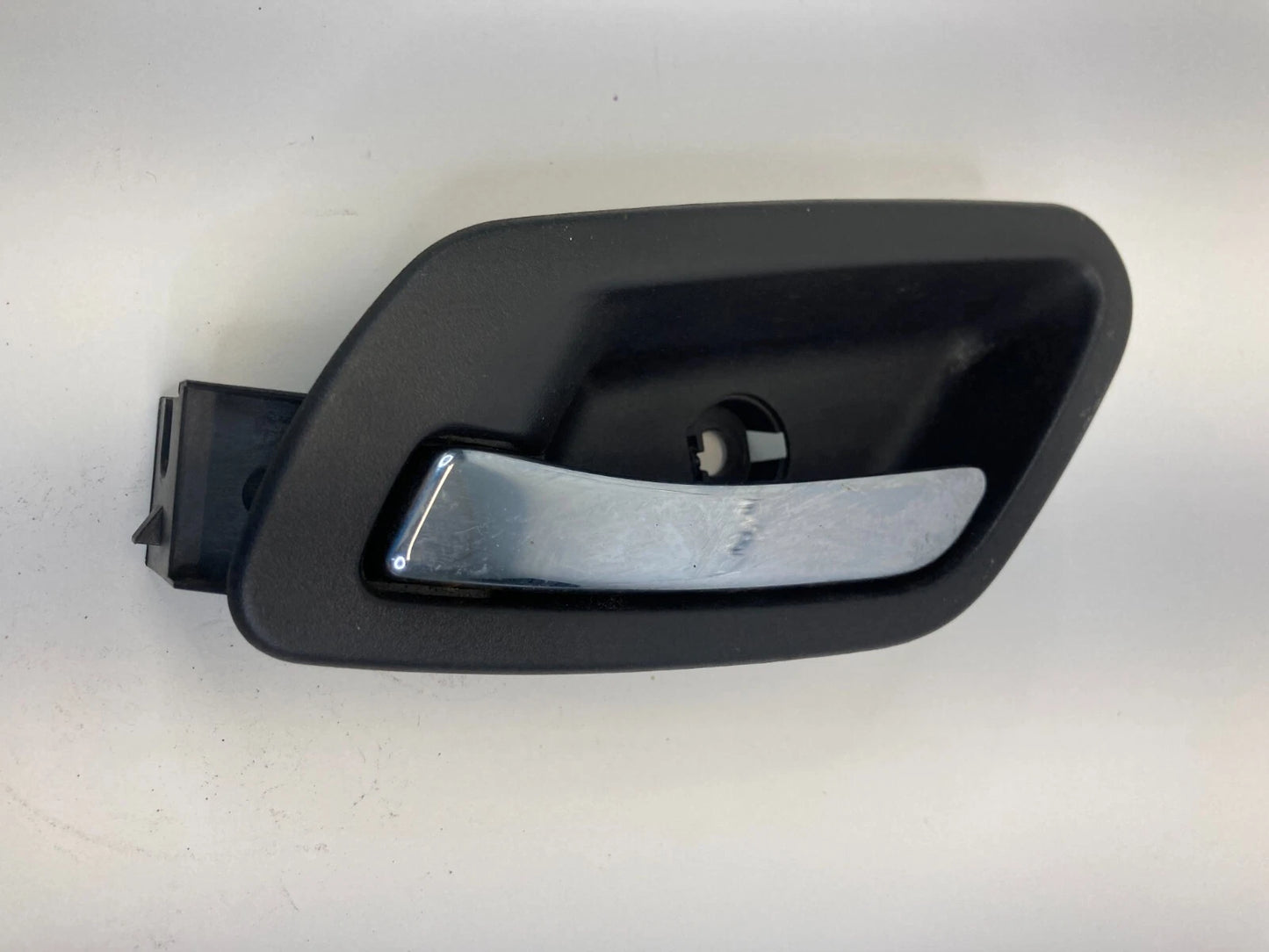 2005-2010 PONTIAC G6 SDN REAR LEFT SIDE INNER INTERIOR DOOR HANDLE 4140-1XXX OEM