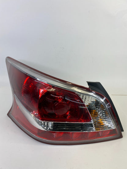 13 14 Nissan Altima Left Tail Light Taillight w/o Led Aftermarket DS722-B000L