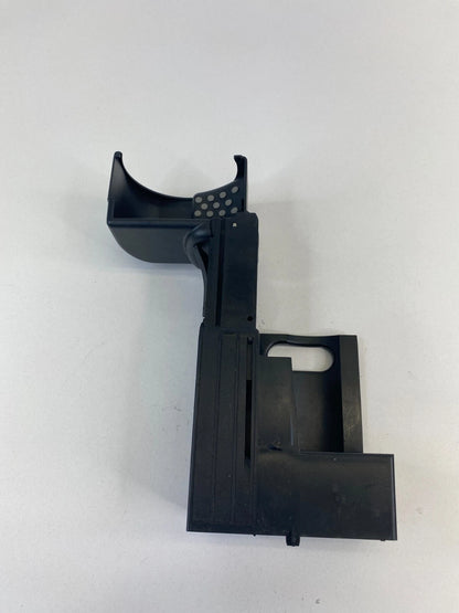 2003-2009 MERCEDES BENZ E320 REAR CENTER CONSOLE CUP HOLDER UNIT A2116800014 OEM