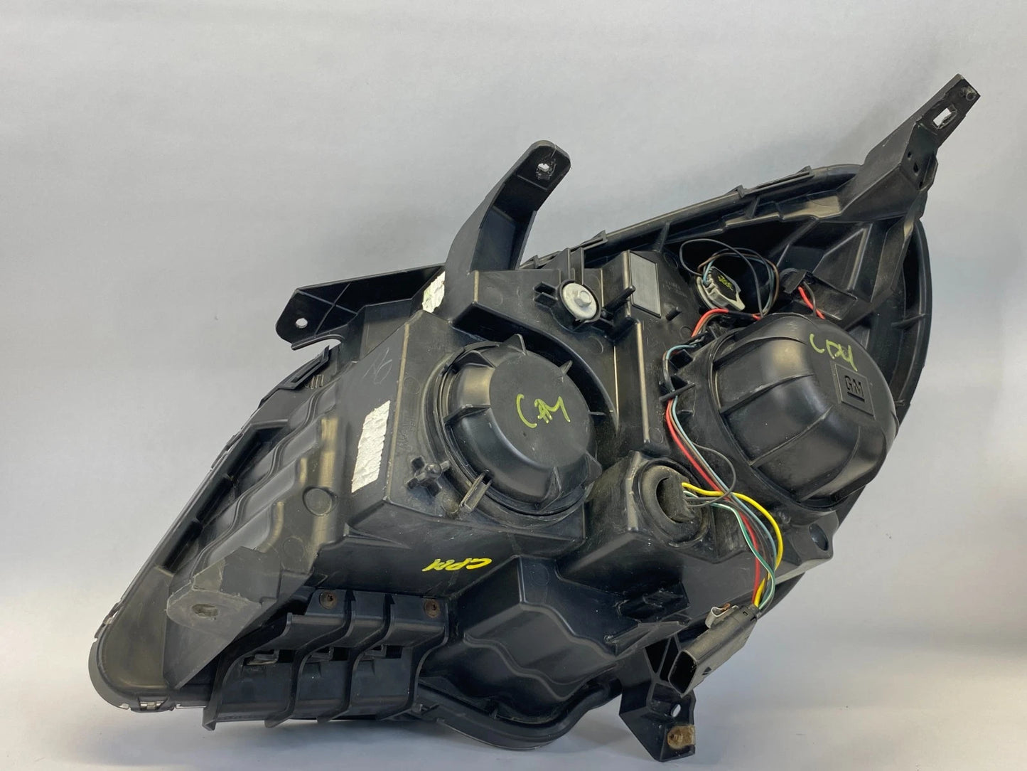 2016 2017 CHEVROLET EQUINOX FRONT RIGHT PASSENGER HEADLIGHT HEADLAMP HALOGEN