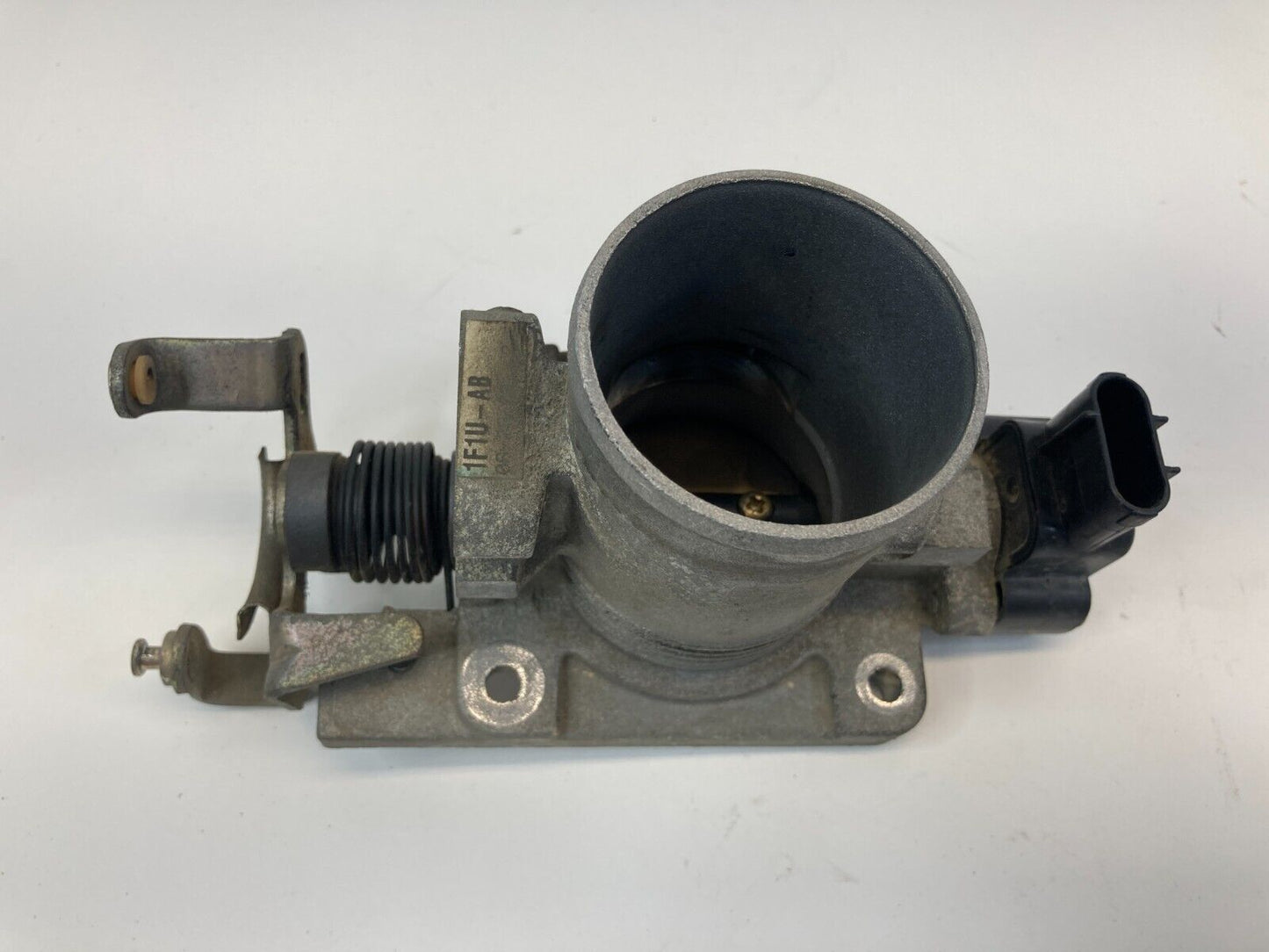 2000-2003 Ford Taurus Sable Sedan 3.0L AT Throttle Body Throttle Valve Assembly