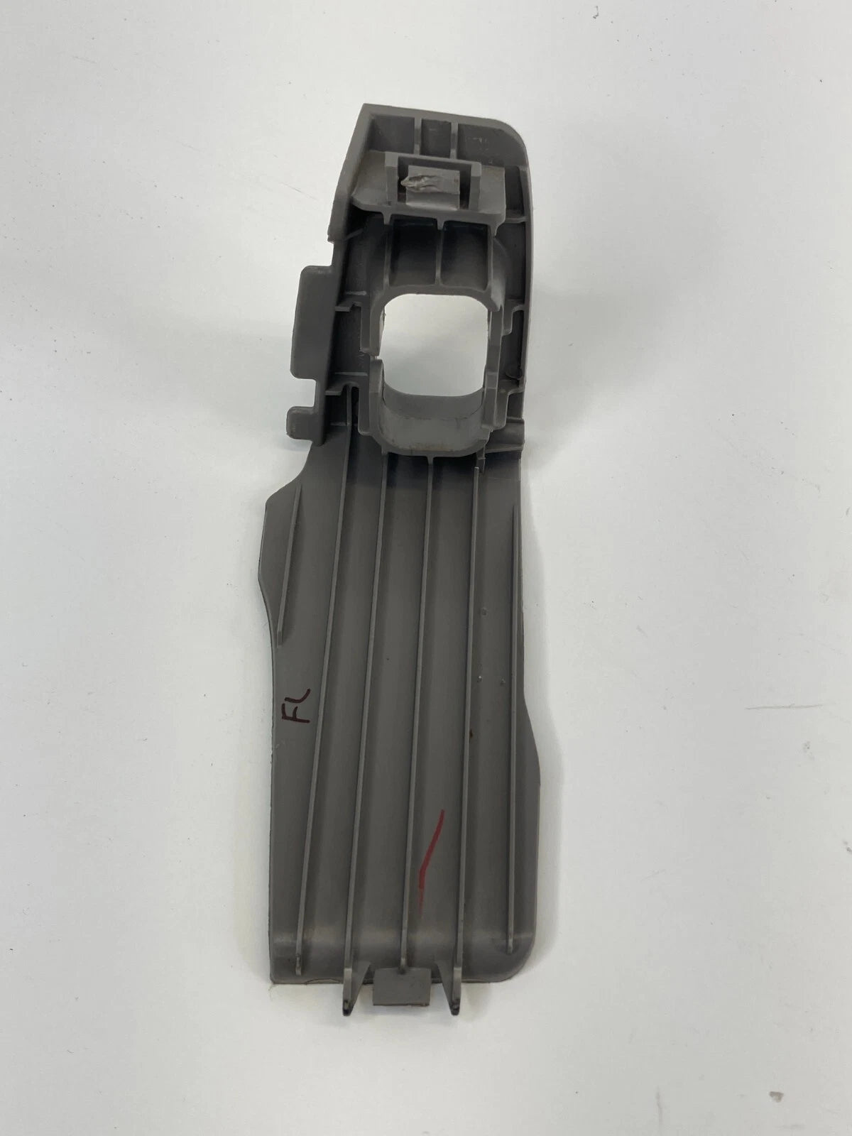 02-04 HONDA ODYSSEY FRONT LEFT DOOR HEATED SEAT CONTROL SWITCH BEZEL TRIM COVER