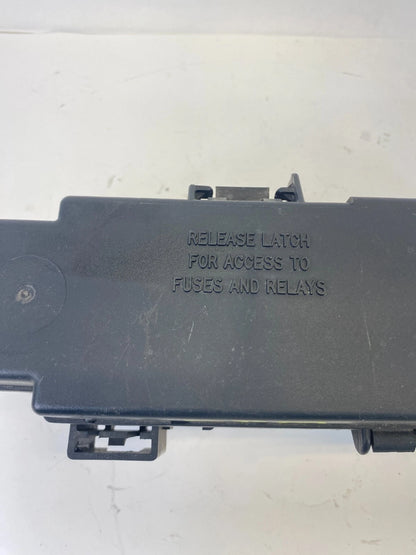 2005-2007 JEEP LIBERTY INTERIOR CABIN FUSE BOX JUNCTION BLOCK 56047664AD OEM