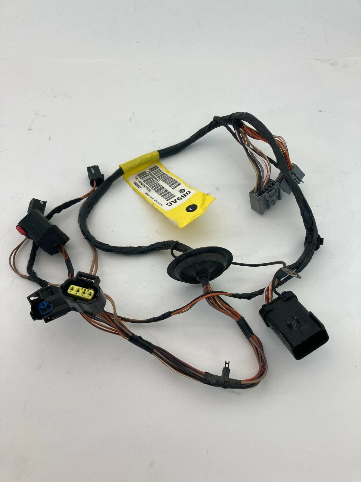 2015 DODGE GRAND CARAVAN REAR LEFT SLIDING DOOR WIRING HARNESS 68068069AC