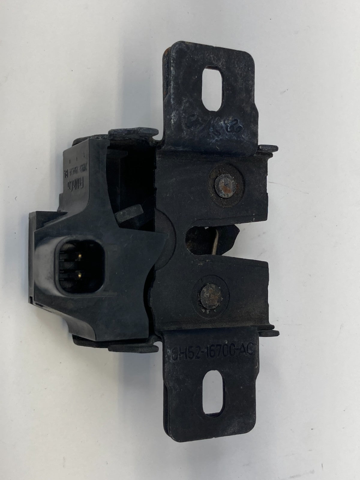 2008-2012 Land Rover LR2 Hood Lock Latch Release Actuator OEM