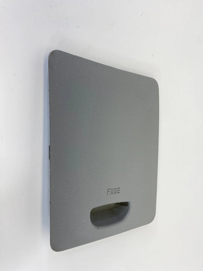 07-09 HYUNDAI SANTA FE INTERIOR DASH FUSE BOX ACCESS COVER LID CAP 91117-0W020
