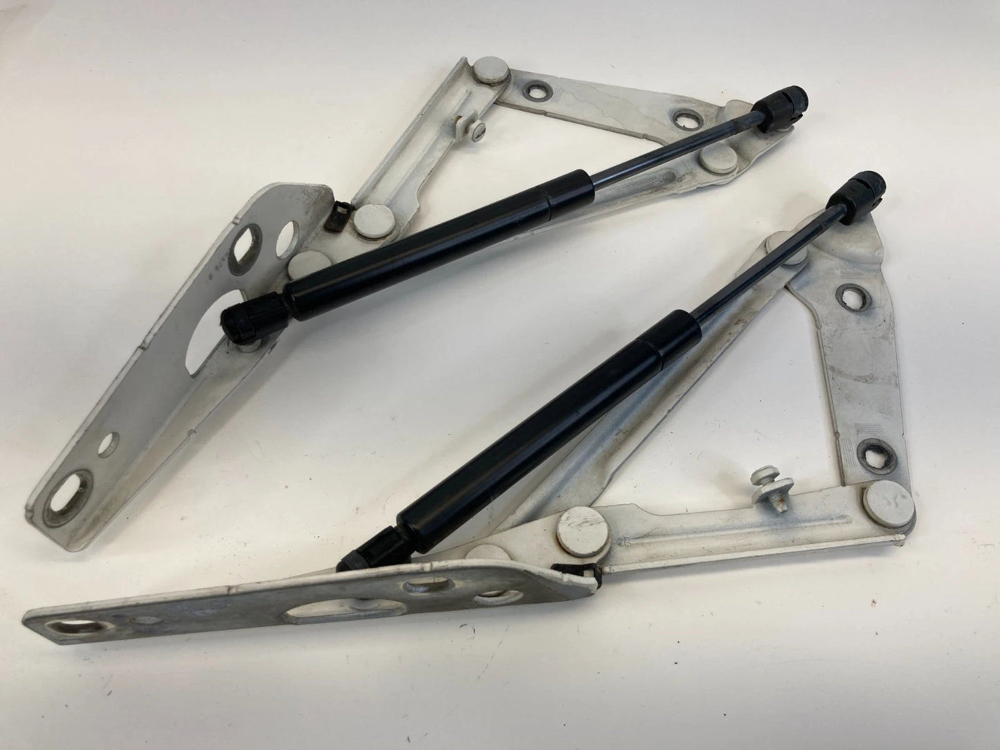 05-10 PONTIAC G6 REAR TRUNK DECK LID TAILGATE TAIL GATE BOOT HINGES STRUTS OEM