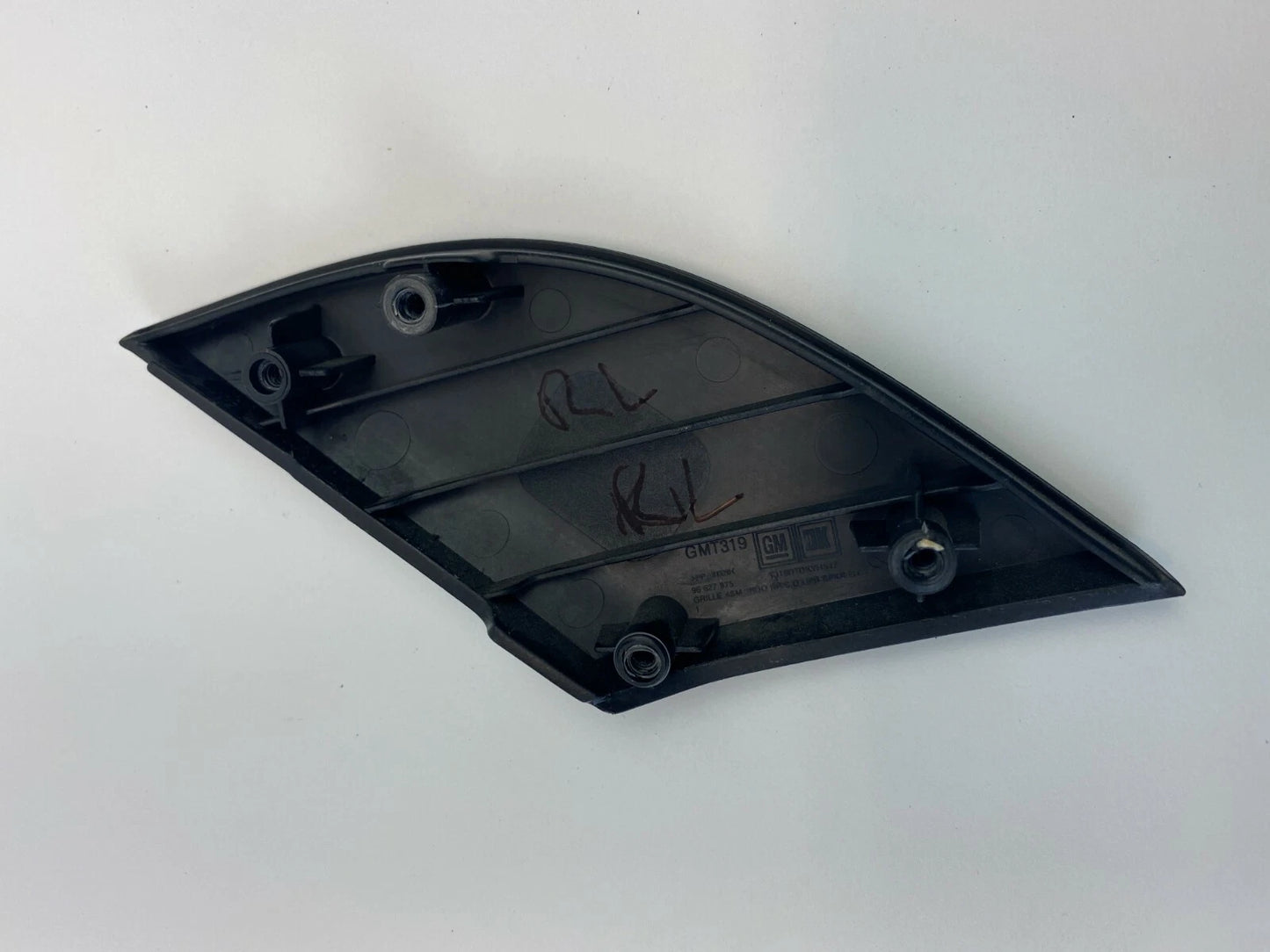 2008-2010 SATURN VUE REAR LEFT DOOR TWEETER SPEAKER GRILLE COVER OEM 96627975