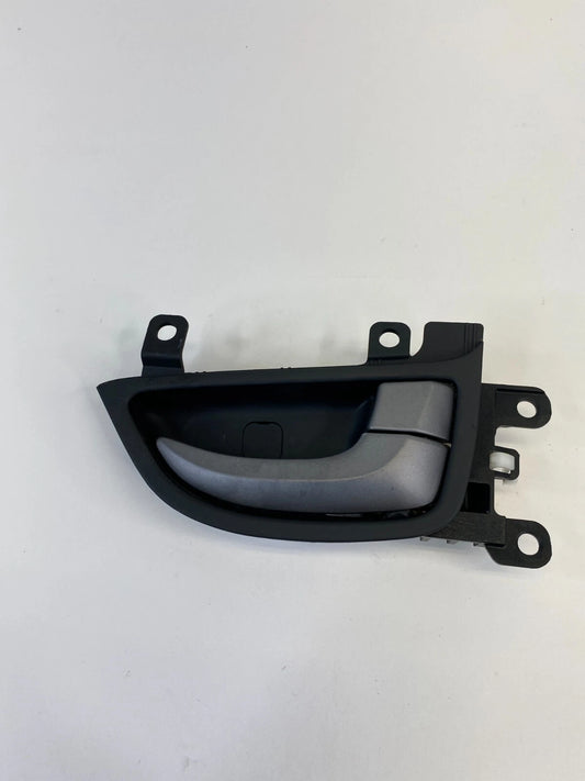 2014 2015 2016 HYUNDAI ELANTRA FRONT RIGHT INTERIOR DOOR HANDLE 82623-MD000 OEM