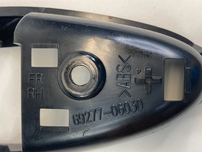 07-11 TOYOTA CAMRY FRONT RIGHT SIDE INNER DOOR HANDLE COVER BEZEL 69277-06030