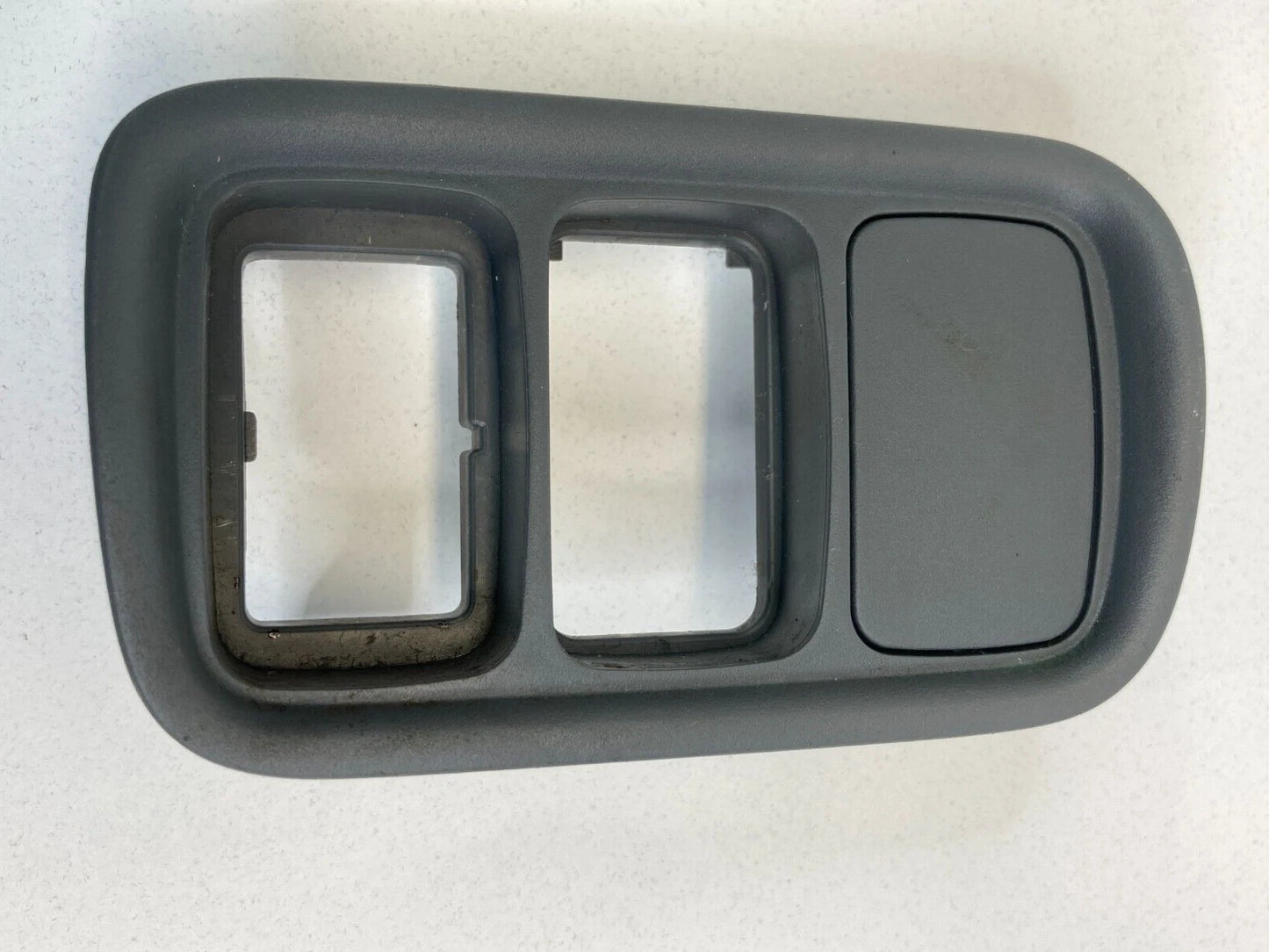 2003-2005 HONDA PILOT FRONT LEFT SIDE INSTRUMENT PANEL SWITCH COVER BEZEL TRIM