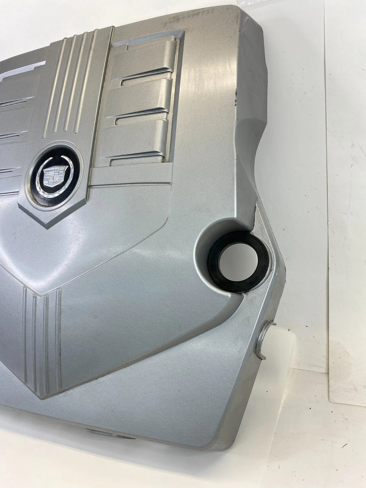 2004-2007 CADILLAC CTS 3.6L ENGINE COVER APPEARANCE TRIM TOP LID