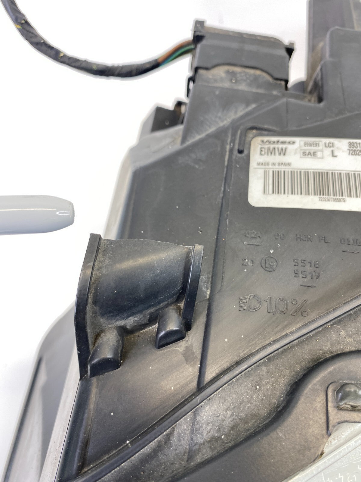 2009-2012 BMW 328i 328i xDrive Left Driver Headlight Headlamp 7-202-577 OEM