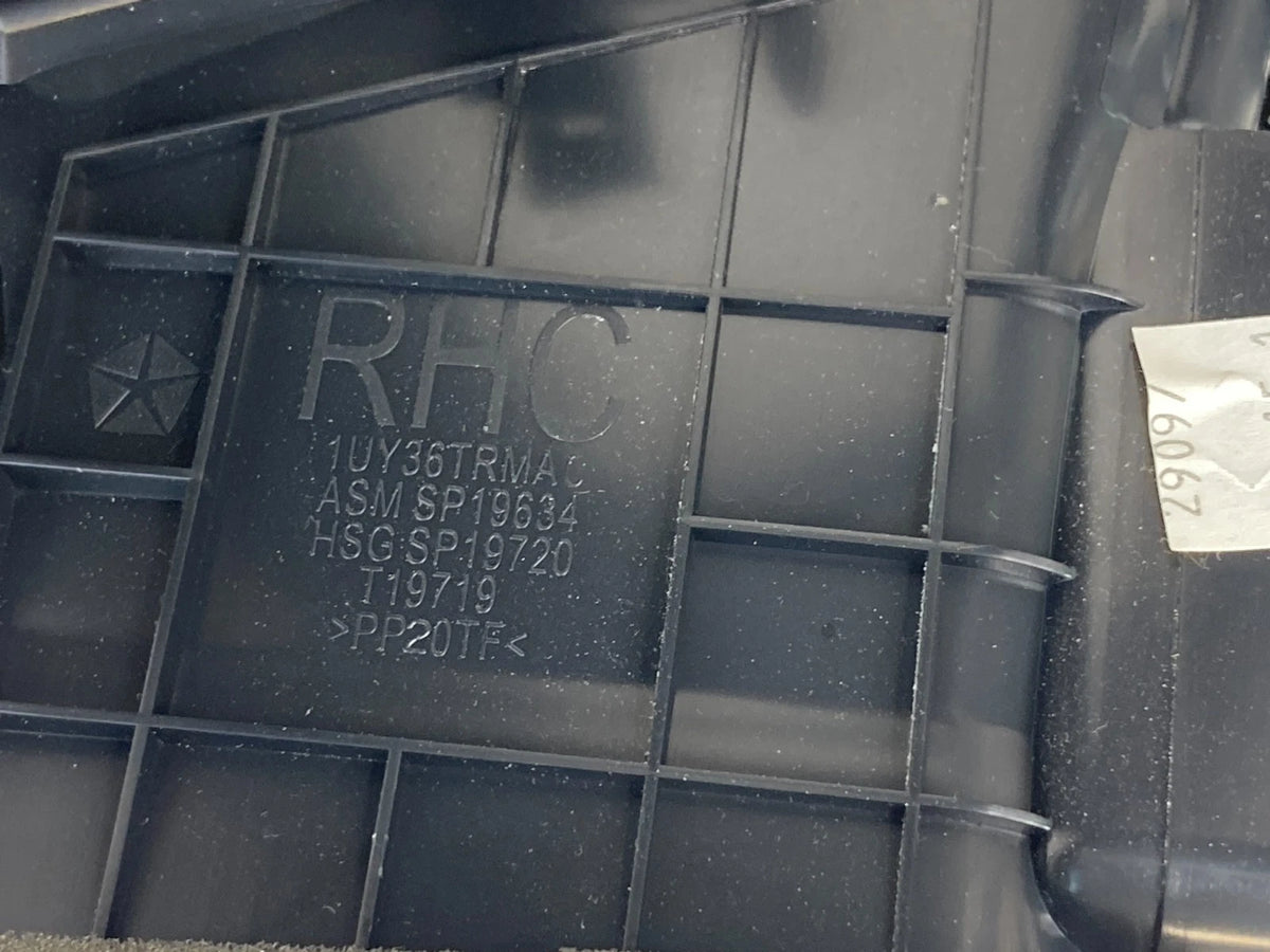 2015-2017 CHRYSLER 200 DASH RADIO PANEL BEZEL VENTS HAZARD SWITCH OEM 68160143AA