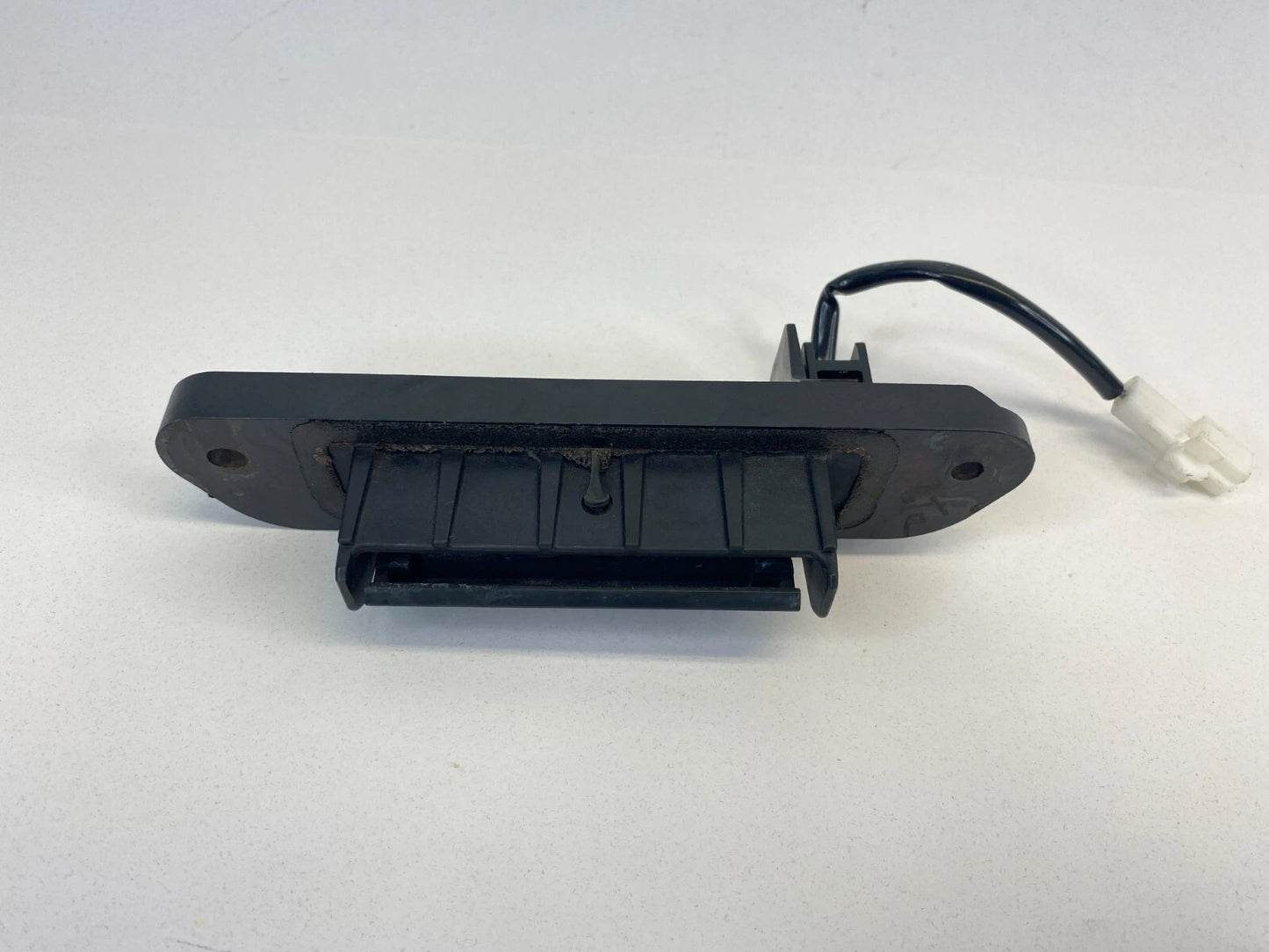 2008 2009 2010 MITSUBISHI OUTLANDER REAR LIFTGATE TAILGATE TRUNK HANDLE OEM