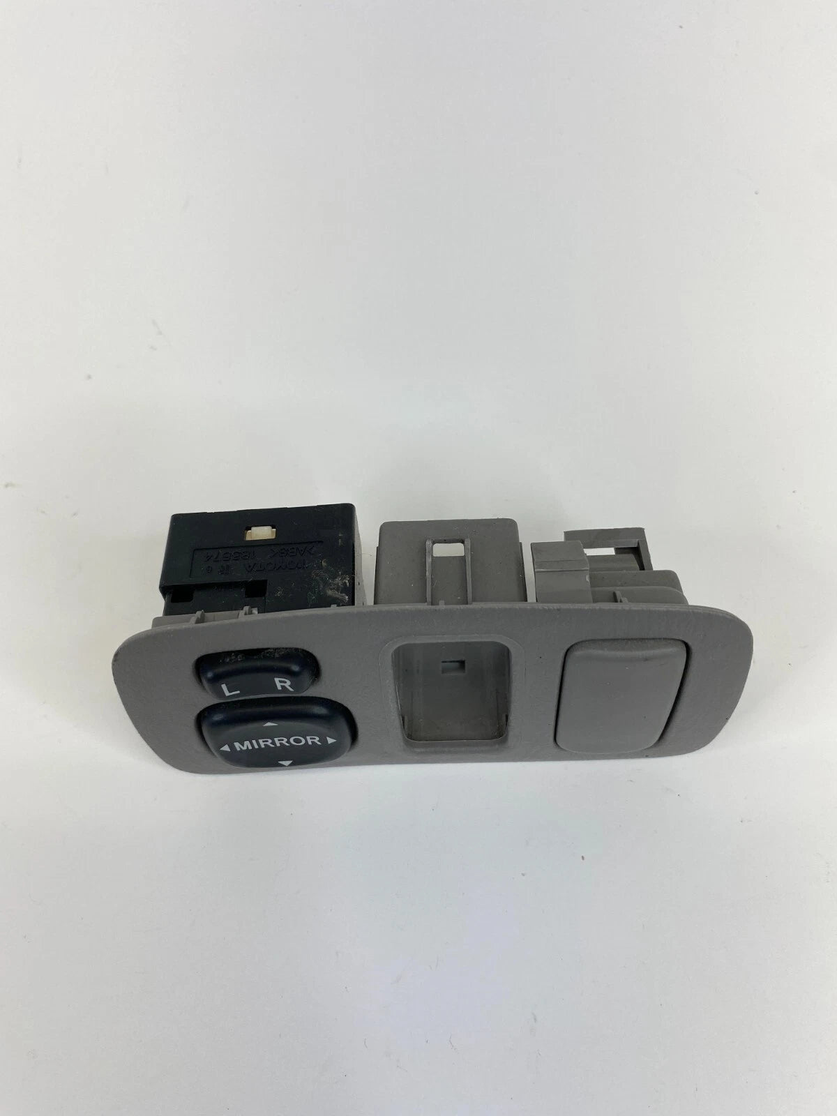 2004-2010 TOYOTA SIENNA DASH MIRROR CONTROL SWITCH BUTTON 183574 OEM