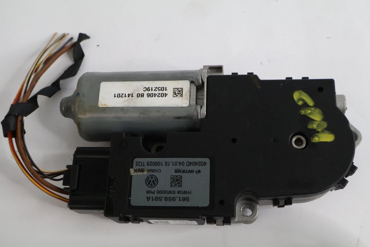 2012-2022 VOLKSWAGEN PASSAT SEDAN MOONROOF SUN ROOF SUNROOF MOTOR 561-959-591A