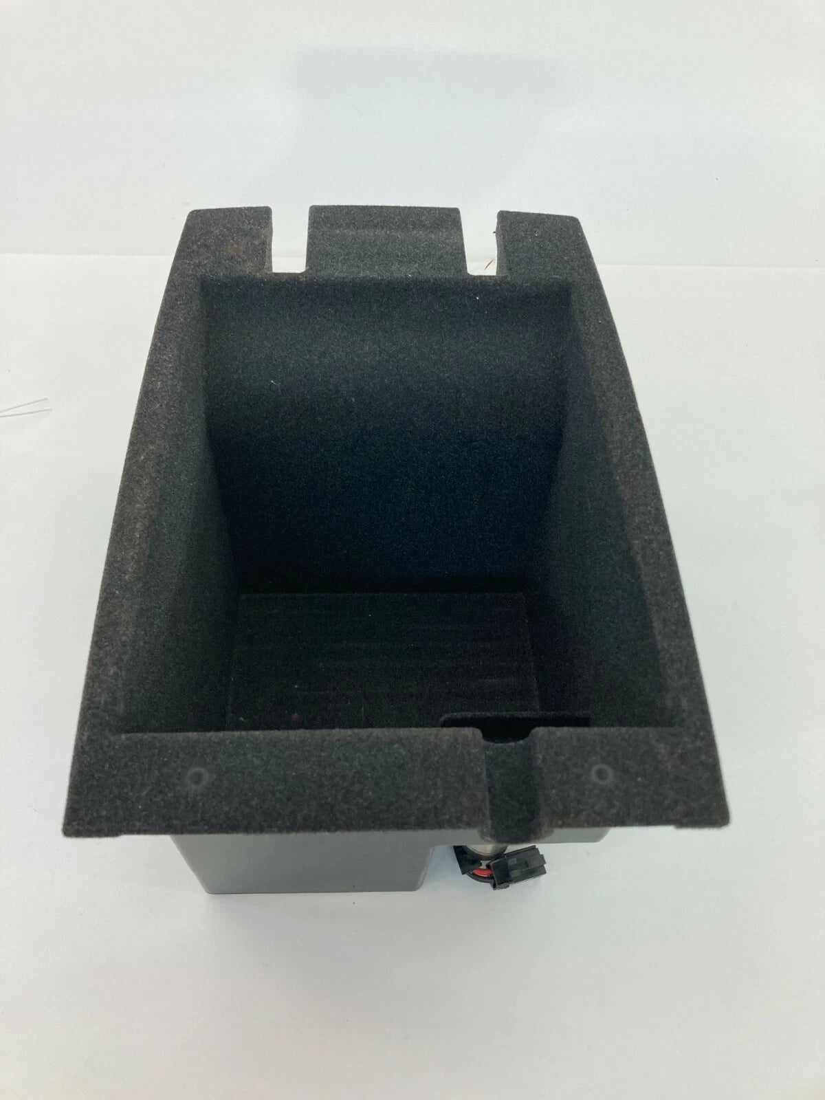 2004 2005 2006 KIA AMANTI CENTER CONSOLE STORAGE COMPARTMENT BOX ORGANIZER OEM