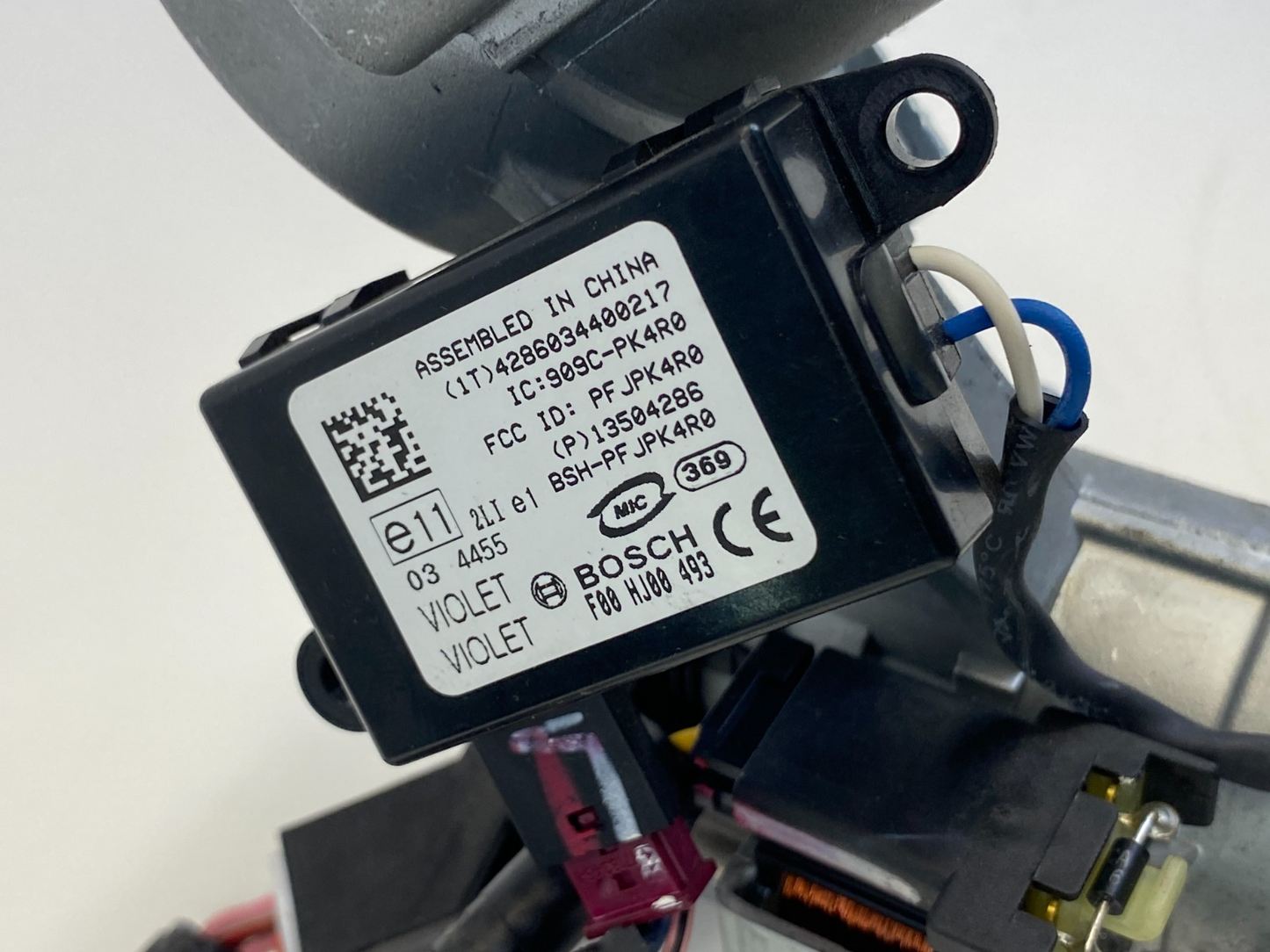 2010 2011 2012 2013 GMC Terrain Ignition Switch Lock Cylinder & Key 20939745 OEM