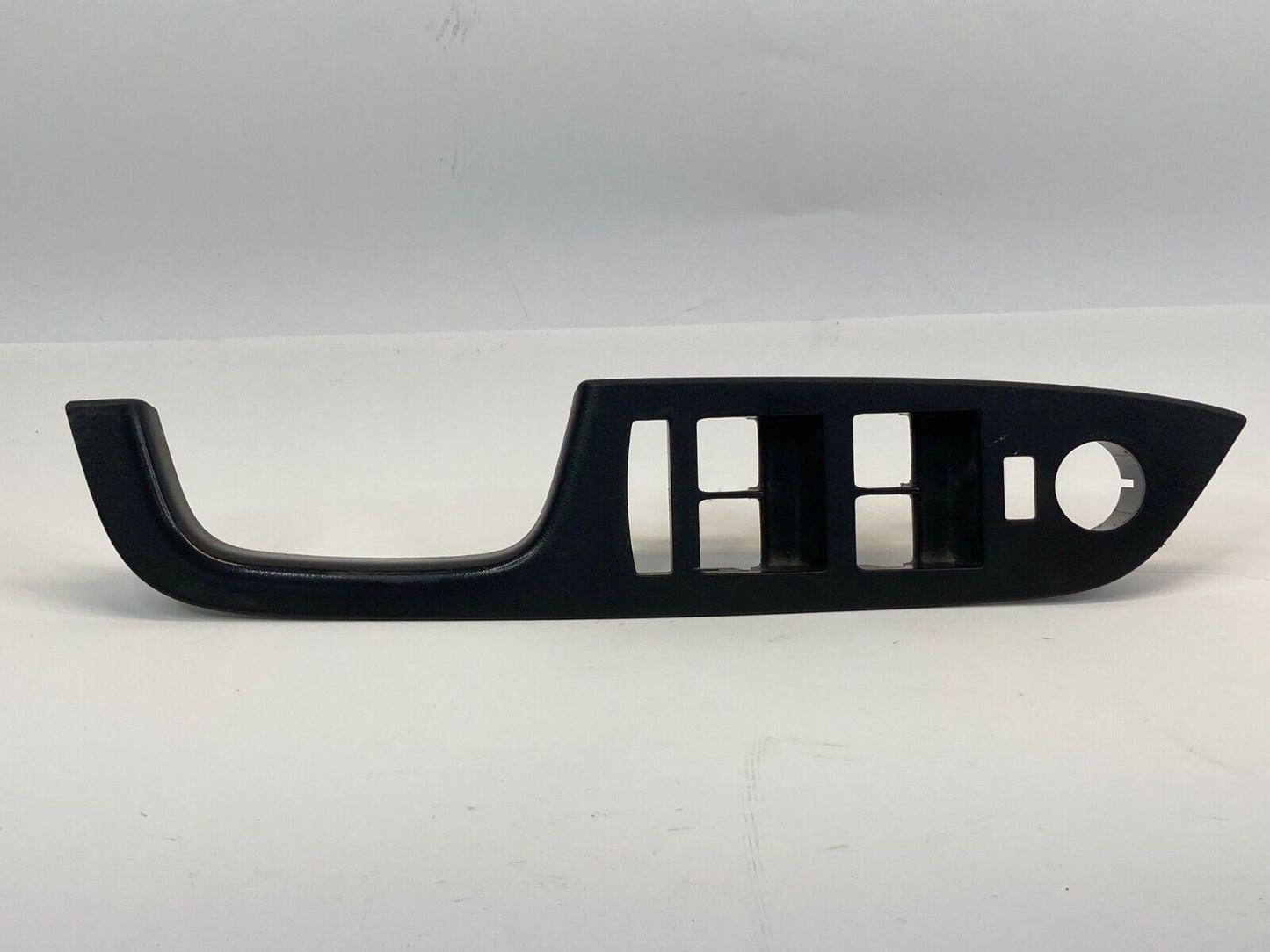 2010-2017 Chevrolet Equinox Front Left Master Power Window Switch Bezel Trim