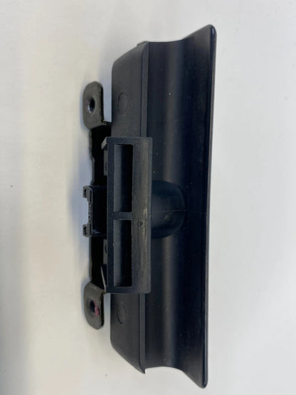 2001-2006 BMW 330XI FRONT DASH GLOVE BOX LOCK OPENER HANDLE ASSY OEM