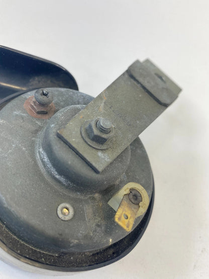 97 98 99 00 01 02 03 INFINITI QX4 HIGH HORN NOTE SIGNAL ALARM SIREN E9004035 OEM
