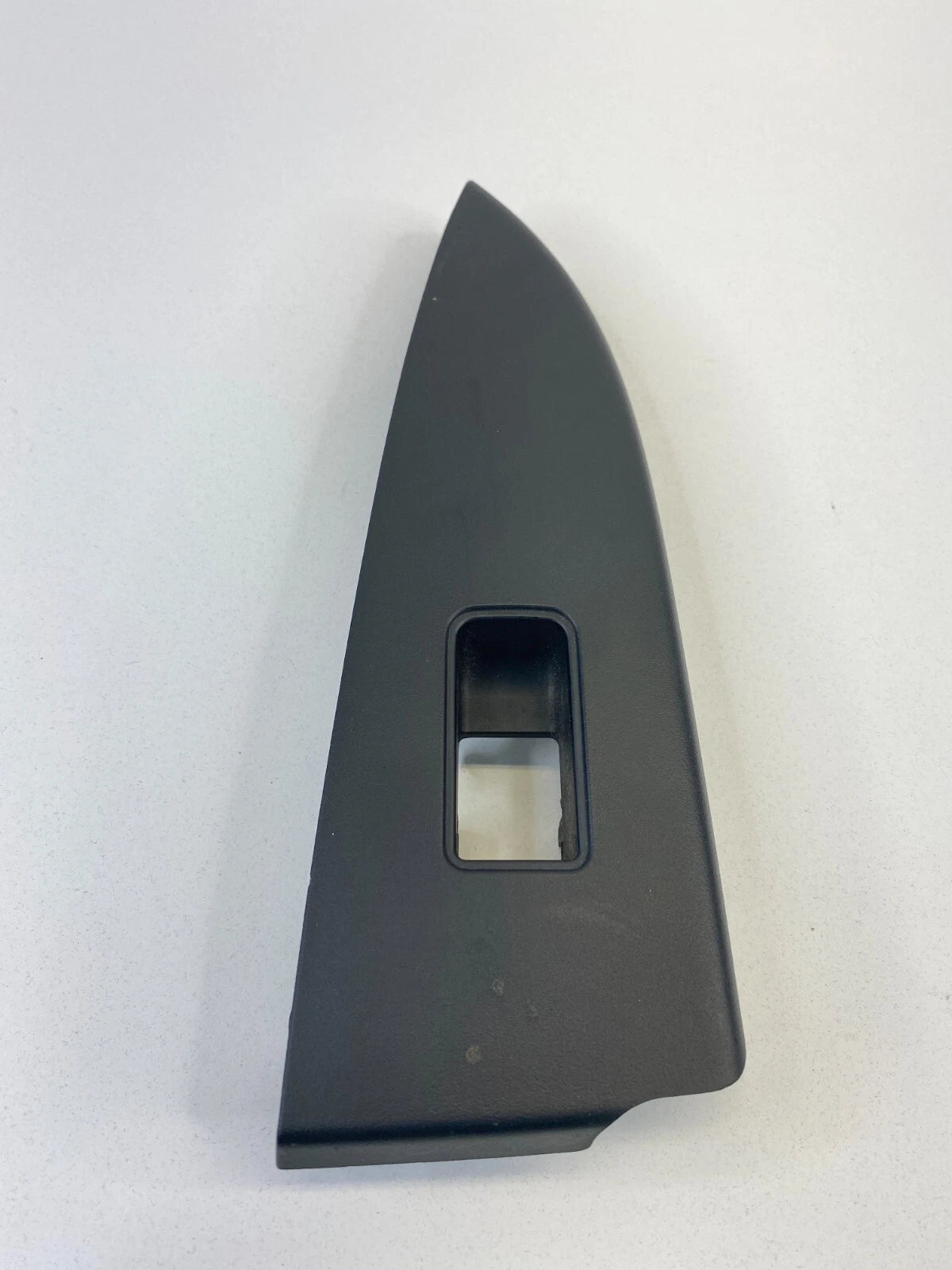 2010-2014 SUBARU OUTBACK LEGACY REAR LEFT WINDOW SWITCH PANEL BEZEL 94263AJ15A