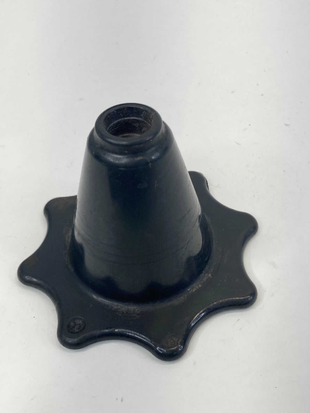 11-16 CHEVROLET CRUZE SPARE TIRE HOLD DOWN BOLT STOWAGE NUT RETAINER OEM