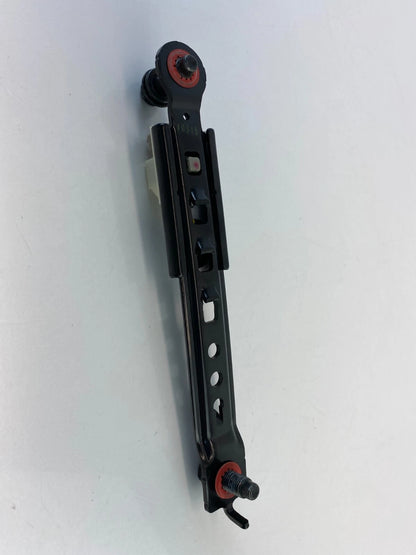 2011-2016 HYUNDAI ELANTRA FRONT SEAT BELT ADJUSTER HEIGHT BRACKET SUPPORT OEM
