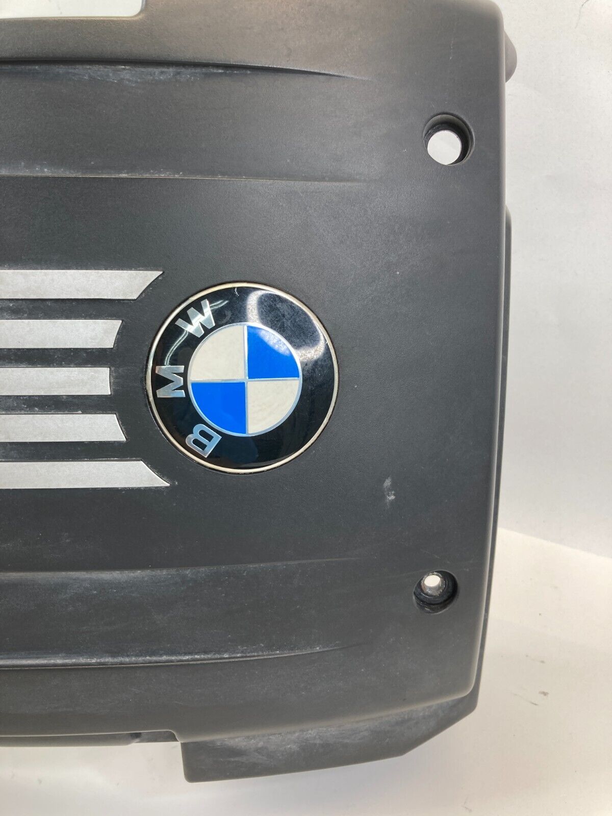 2009 2010 09 10 BMW 535i xDrive Sedan 3.0L Upper Engine Appearance Coil Cover