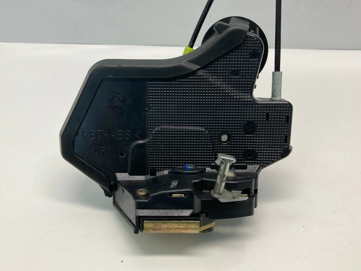 2004-2008 TOYOTA COROLLA REAR RIGHT SIDE DOOR LOCK LATCH ACTUATOR ASSEMBLY OEM