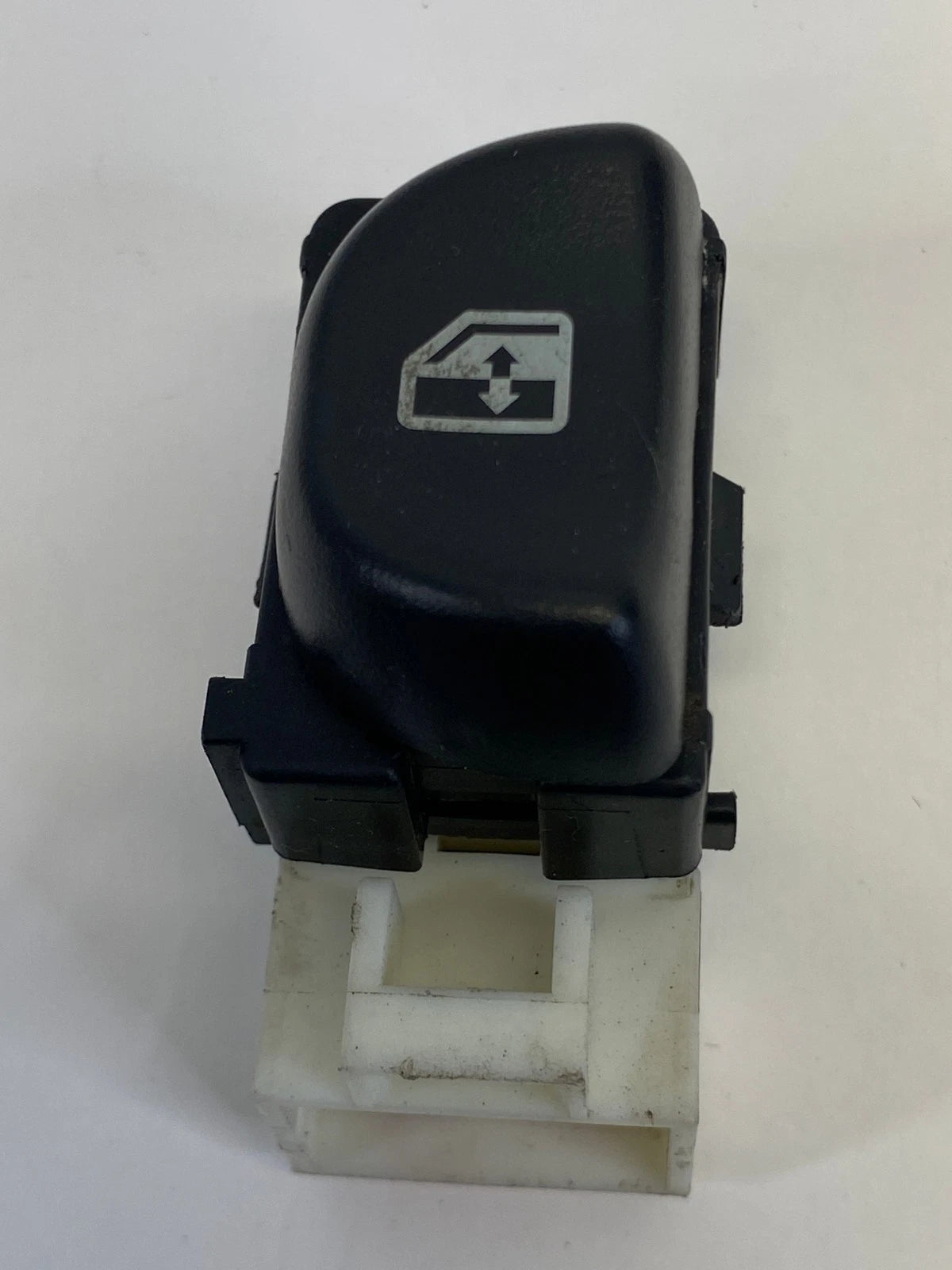 2006-2011 CHEVROLET HHR REAR RIGHT SIDE POWER WINDOW CONTROL SWITCH OEM FACTORY