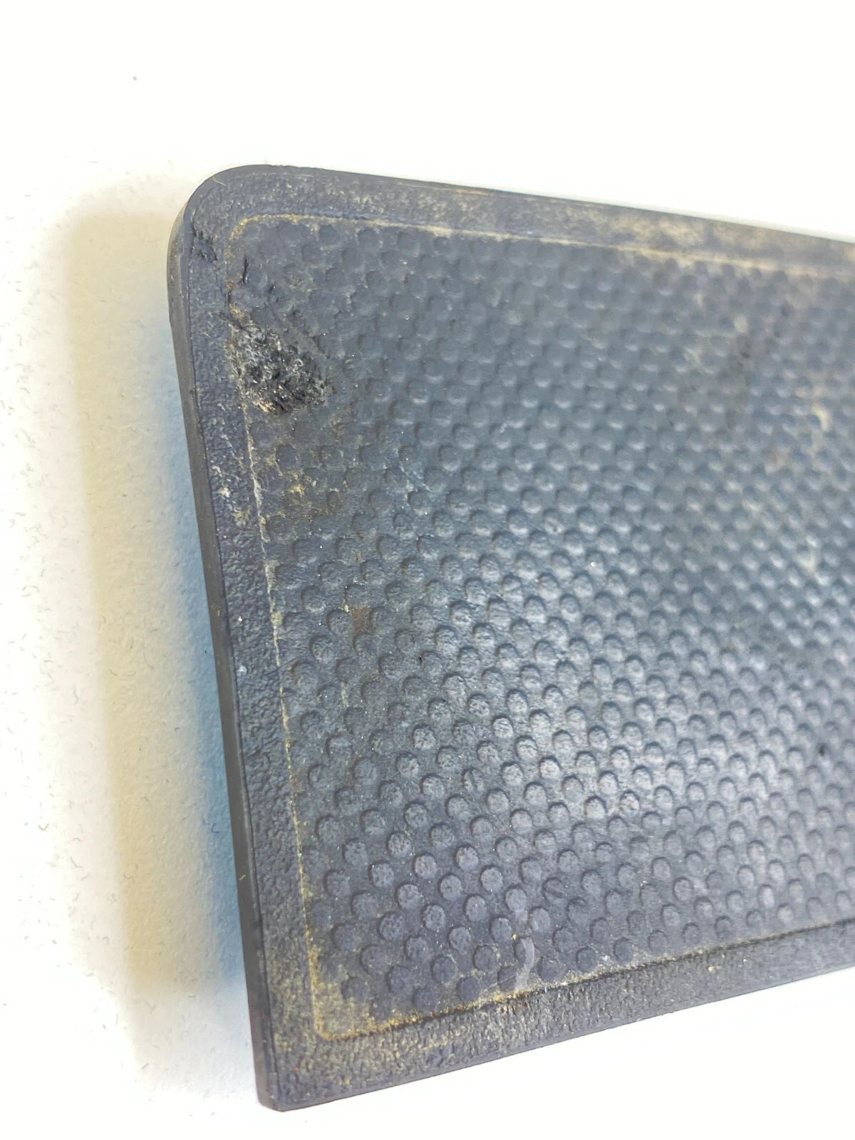 03-07 HONDA ACCORD REAR RIGHT DOOR POCKET INSERT RUBBER MAT 83705-SDA-A010-M1