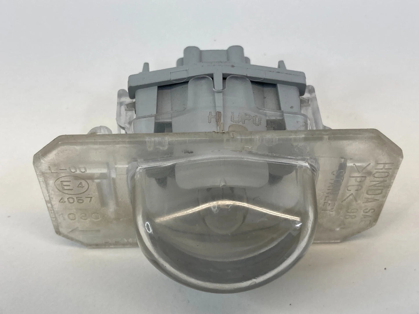 01-11 HONDA CIVIC SEDAN REAR TRUNK LICENSE PLATE LIGHT LAMP E4-4057-1080 OEM