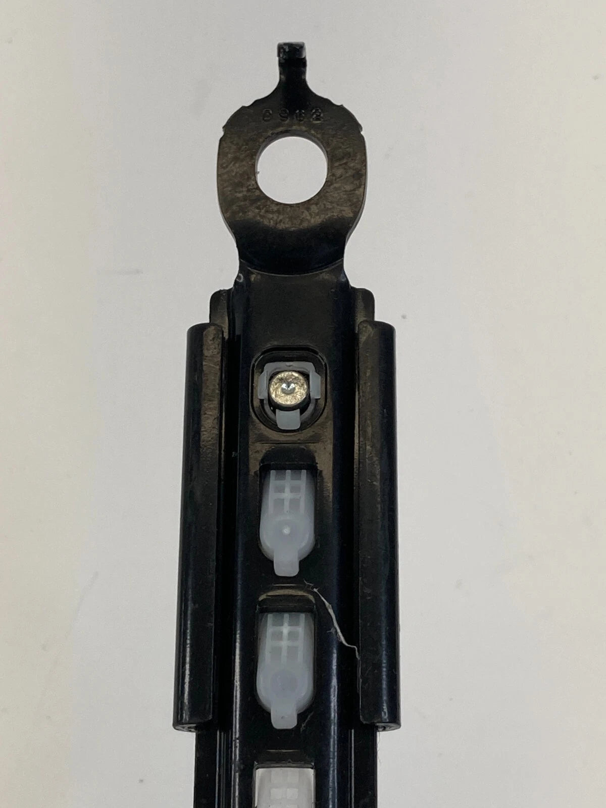 2007-2014 TOYOTA CAMRY FRONT RIGHT PASSENGER SIDE SEAT BELT HEIGHT ADJUSTER OEM