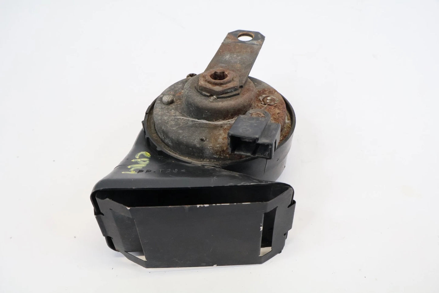 2000-2006 TOYOTA TUNDRA LOW PITCH HORN TONE ALARM SIREN 86520-0C020 OEM
