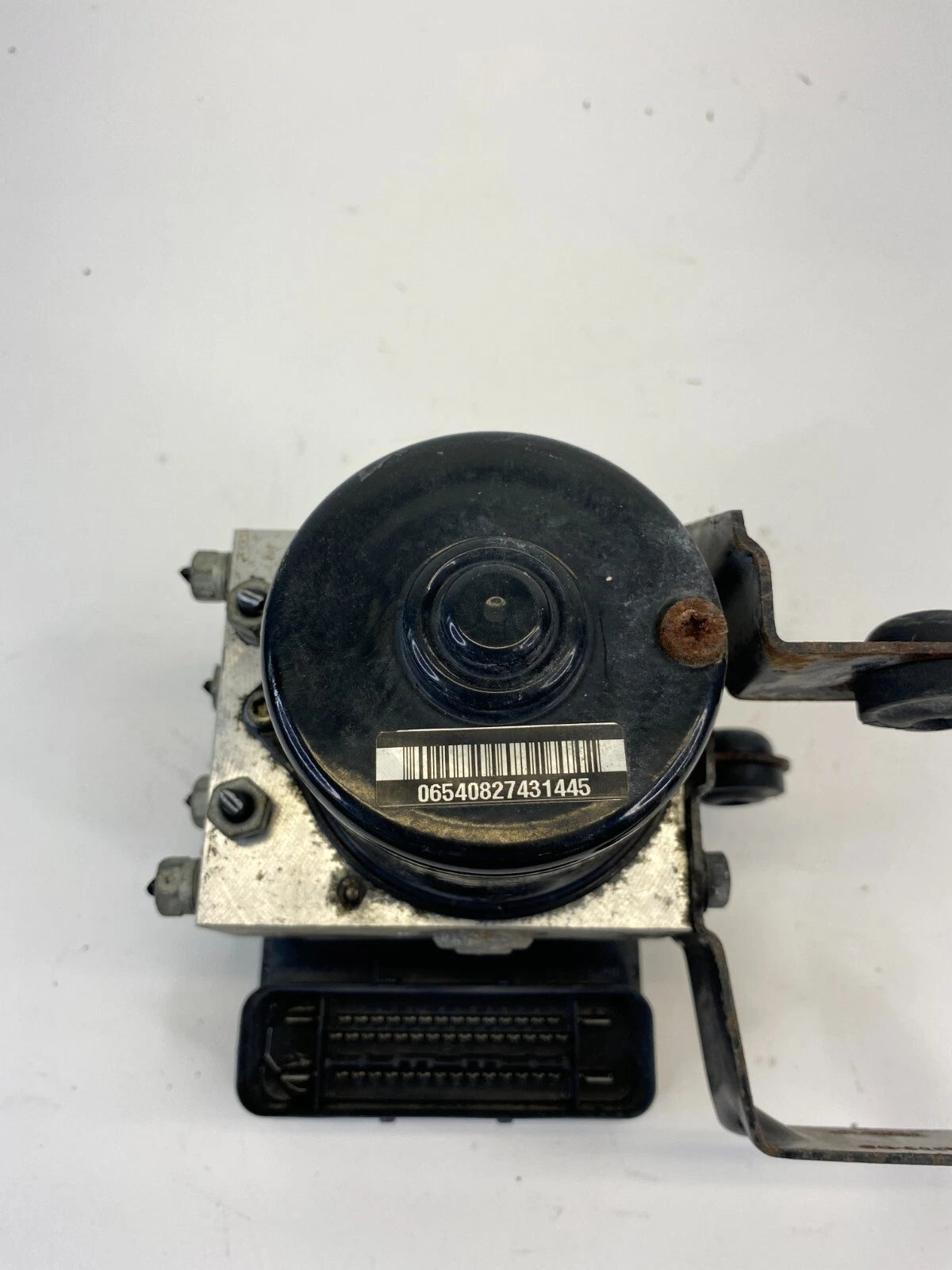 2005-2007 VOLVO S40 2.4L ABS ANTI-LOCK BRAKE PUMP CONTROL MODULE OEM 30672503