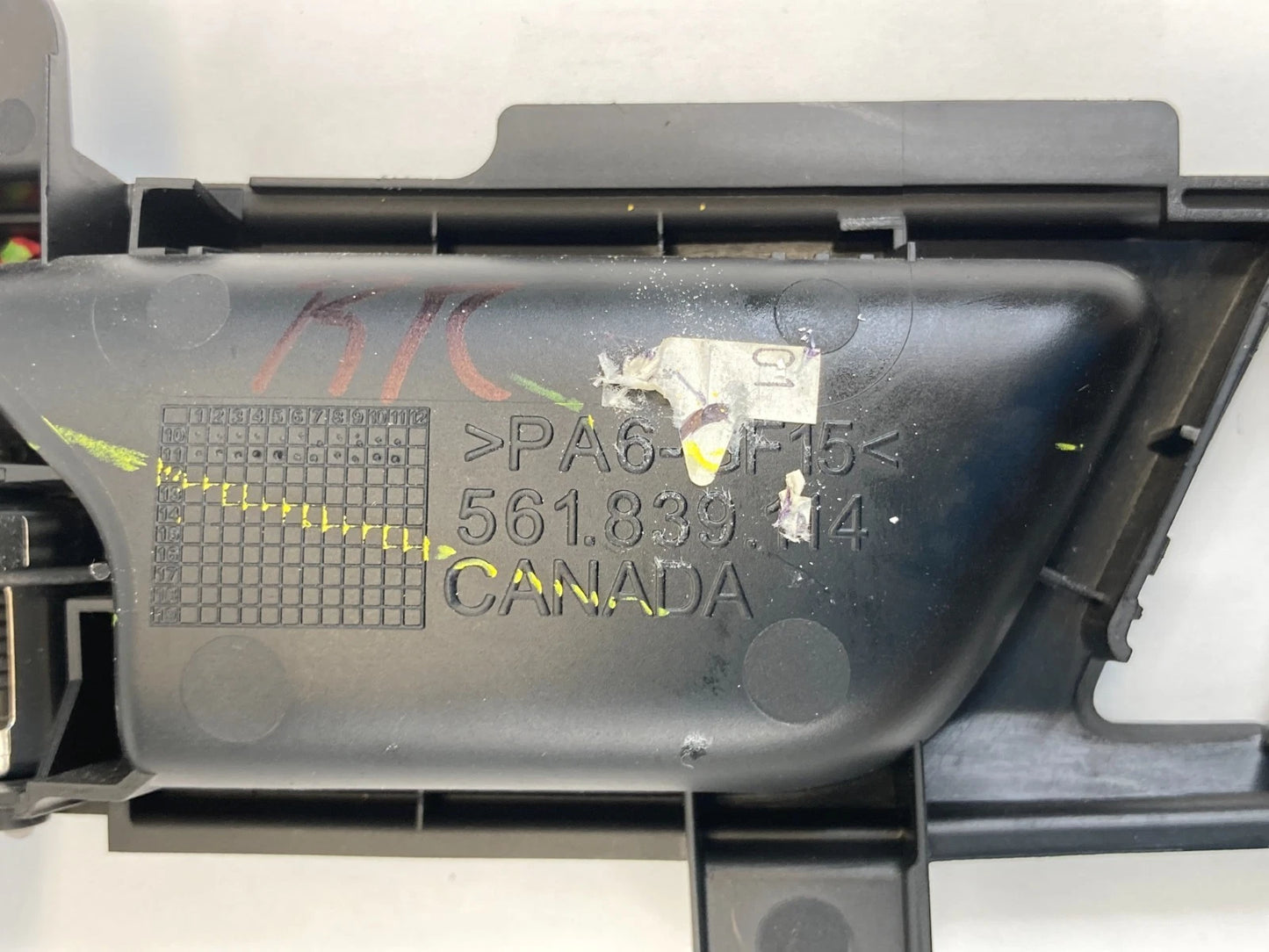2012-2015 VOLKSWAGEN PASSAT REAR RIGHT SIDE INTERIOR DOOR HANDLE 561839114 OEM